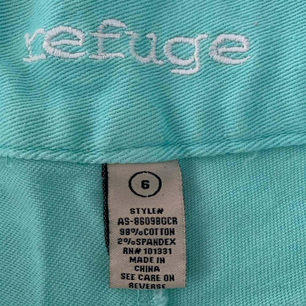 Shorts - Picture 5 of 5